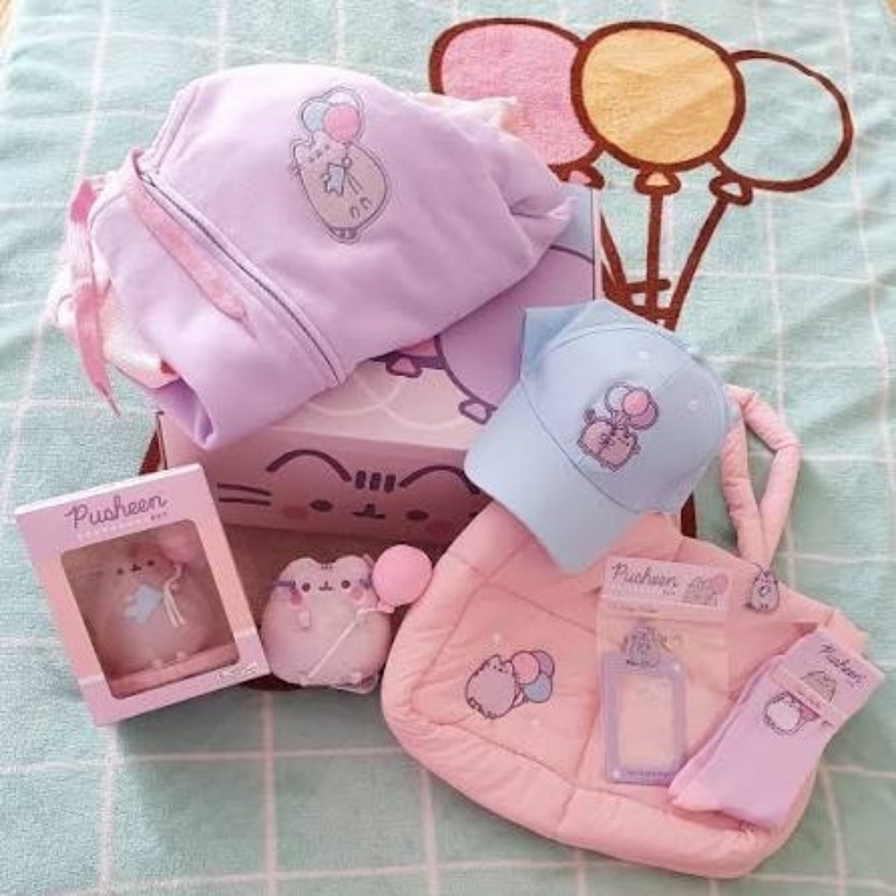 Pusheen Box